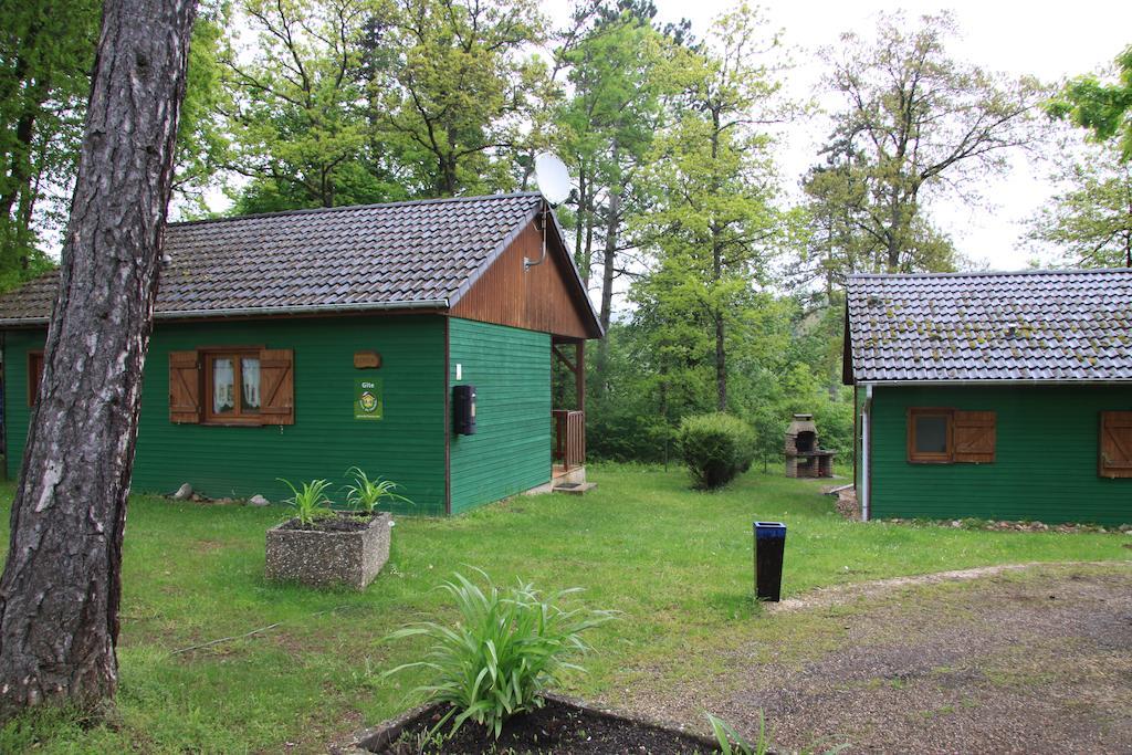 Camping De La Pelouse Jaulny Kamer foto